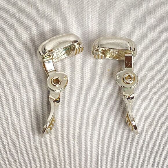 Monet Tiny Earrings Silvertone Art Deco Stud Clip Ons - Picture 7 of 9